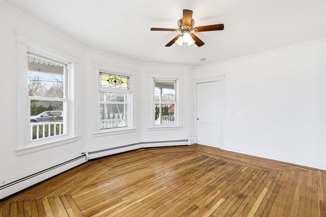 32 Fall River Ave 1, Seekonk, MA 02771