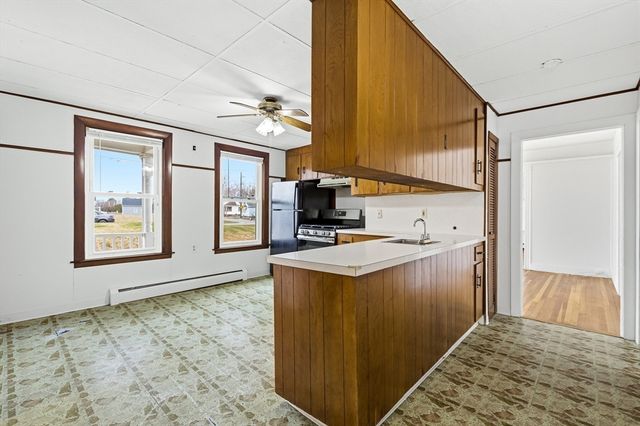 32 Fall River Ave 1, Seekonk, MA 02771