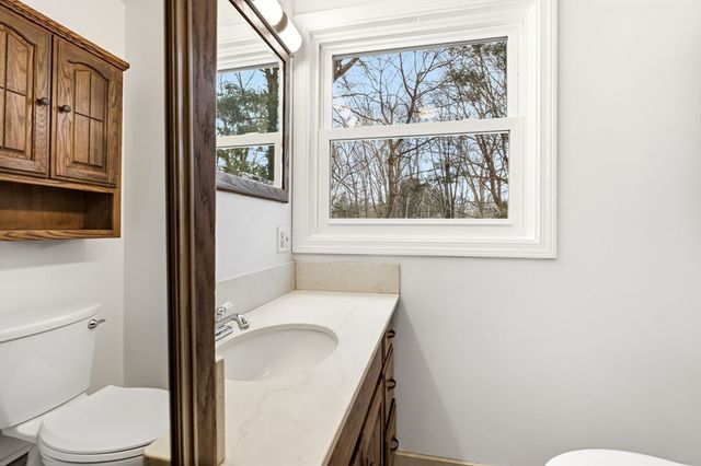 32 Fall River Ave 1, Seekonk, MA 02771