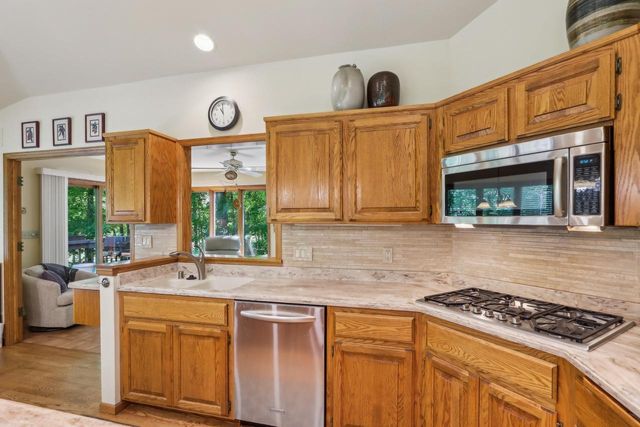 16625 Tanglewood DRIVE, Brookfield, WI 53005