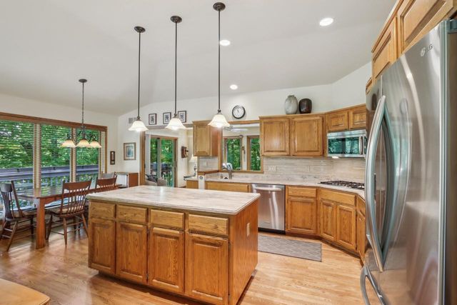 16625 Tanglewood DRIVE, Brookfield, WI 53005