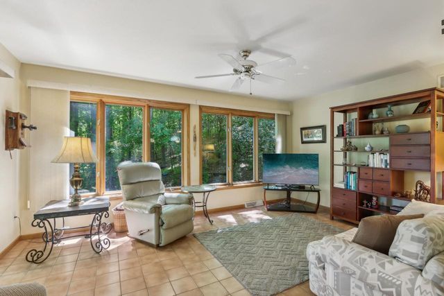 16625 Tanglewood DRIVE, Brookfield, WI 53005