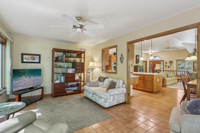 16625 Tanglewood DRIVE, Brookfield, WI 53005