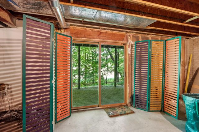 16625 Tanglewood DRIVE, Brookfield, WI 53005