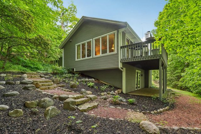 16625 Tanglewood DRIVE, Brookfield, WI 53005