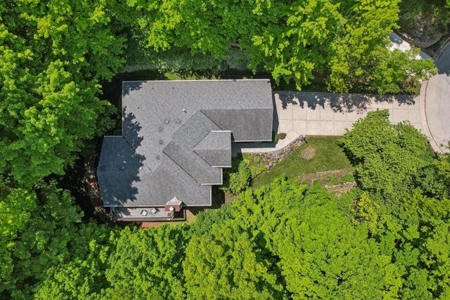 16625 Tanglewood DRIVE, Brookfield, WI 53005