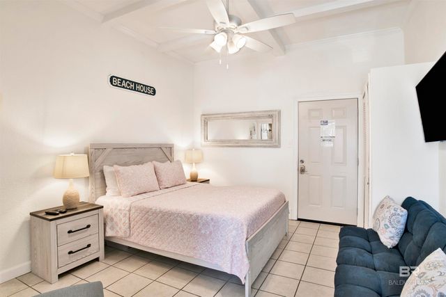 200 E Beach Boulevard 327, Gulf Shores, AL 36542