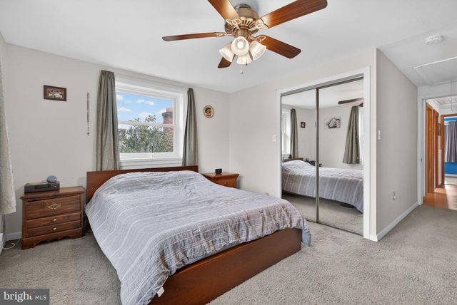 926 BROAD ST, Akron, PA 17501