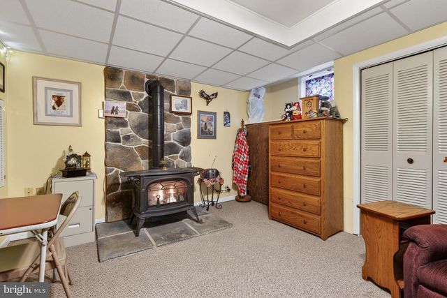 926 BROAD ST, Akron, PA 17501