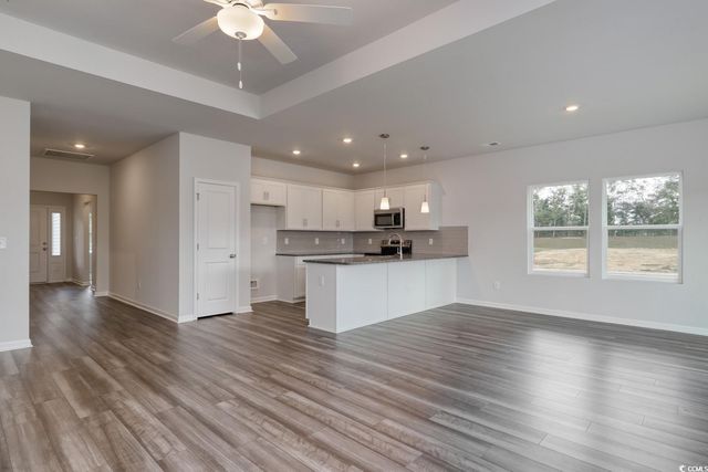 357 Garden Grove St, Conway, SC 29526