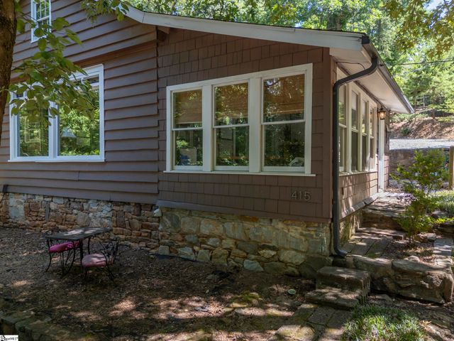 415 E Lakeshore Drive, Landrum, SC 29356