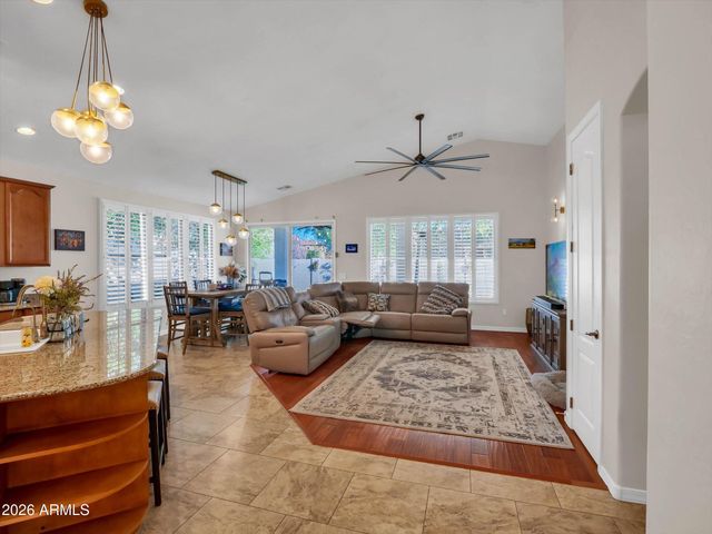 2264 E Desert Broom Place, Chandler, AZ 85286