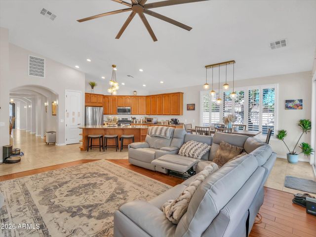 2264 E Desert Broom Place, Chandler, AZ 85286