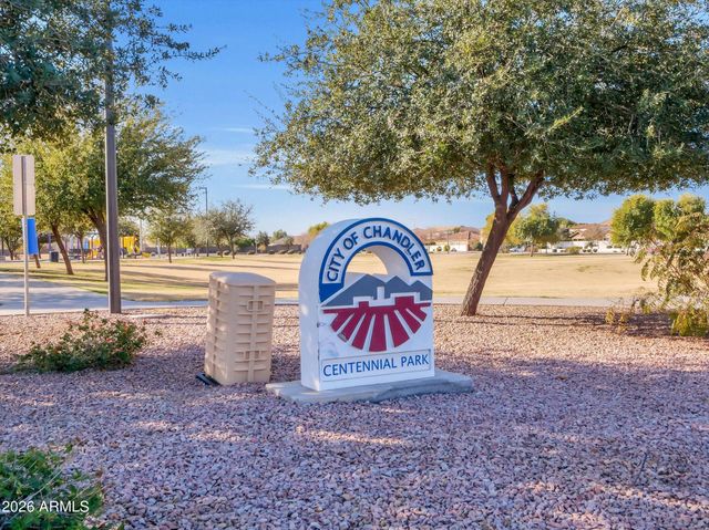 2264 E Desert Broom Place, Chandler, AZ 85286