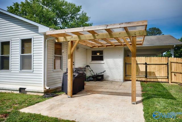 7807 Milton Street SW, Huntsville, AL 35802