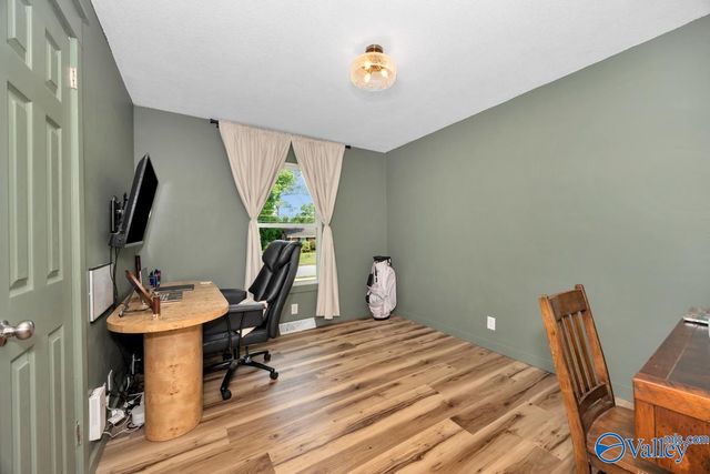 7807 Milton Street SW, Huntsville, AL 35802