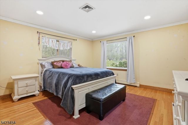 3 Hillbrook Lane, Holland Twp., NJ 08848