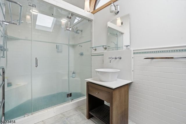 3 Hillbrook Lane, Holland Twp., NJ 08848