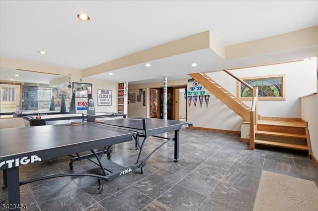 3 Hillbrook Lane, Holland Twp., NJ 08848