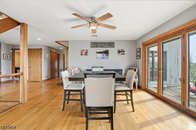 3 Hillbrook Lane, Holland Twp., NJ 08848