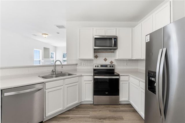7062 Brookview Creek, Riverdale, GA 30274