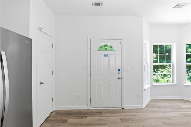 7062 Brookview Creek, Riverdale, GA 30274