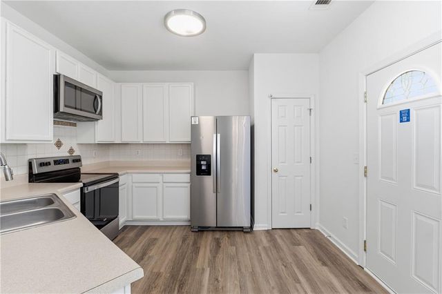 7062 Brookview Creek, Riverdale, GA 30274