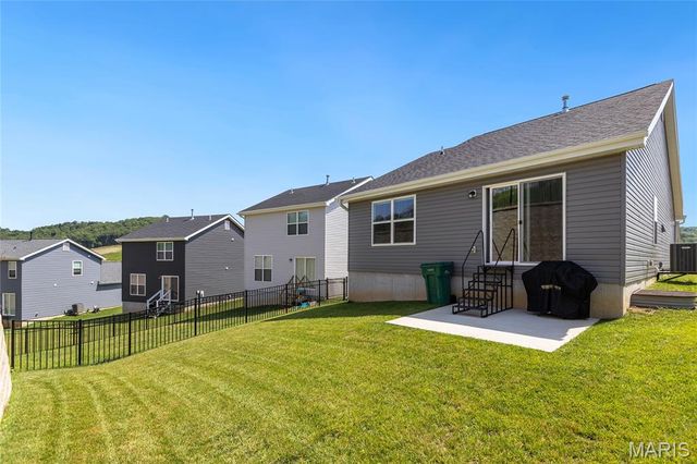 3175 White Pine Drive, Imperial, MO 63052