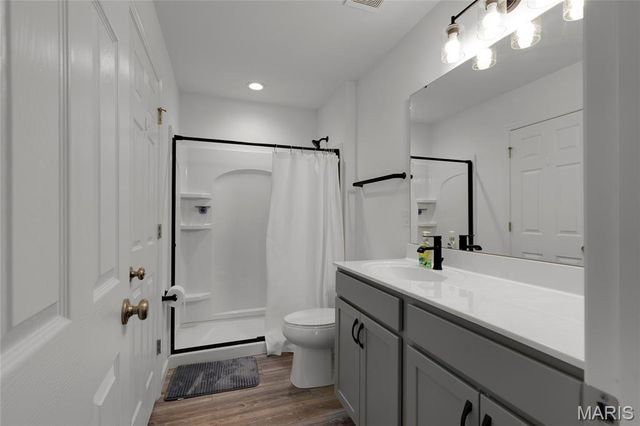 3175 White Pine Drive, Imperial, MO 63052