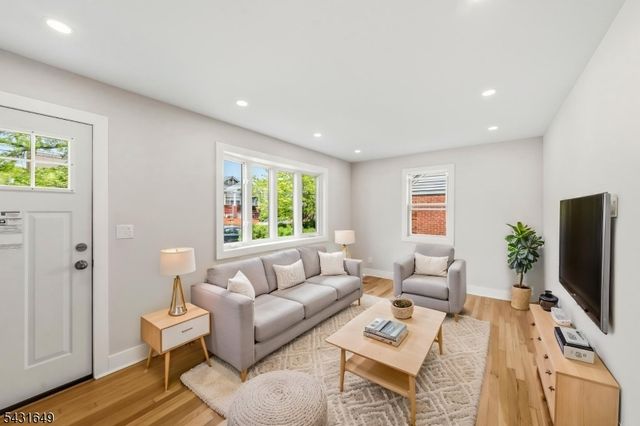 23 Prospect St, Clifton City, NJ 07011