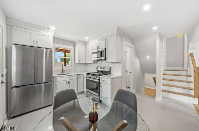 23 Prospect St, Clifton City, NJ 07011