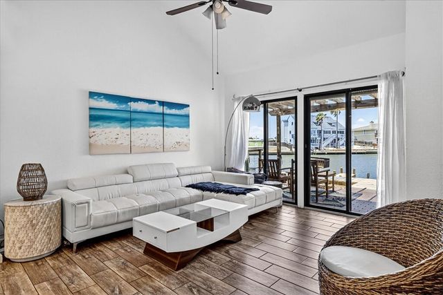 14142 E Cabana St 5A, Corpus Christi, TX 78418