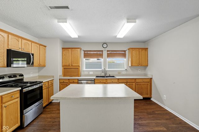 12890 Old Glory Drive, Fishers, IN 46037