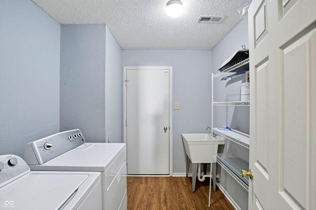 12890 Old Glory Drive, Fishers, IN 46037