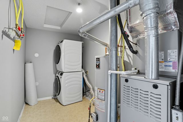 12890 Old Glory Drive, Fishers, IN 46037