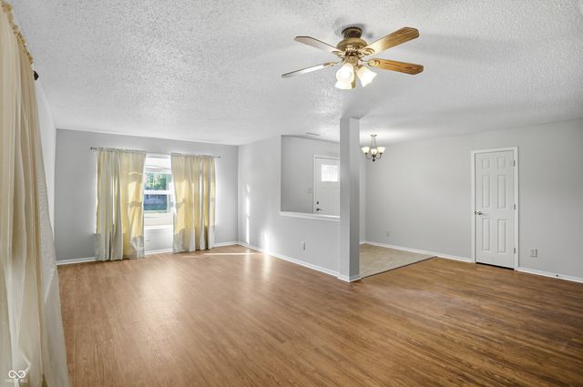 12890 Old Glory Drive, Fishers, IN 46037