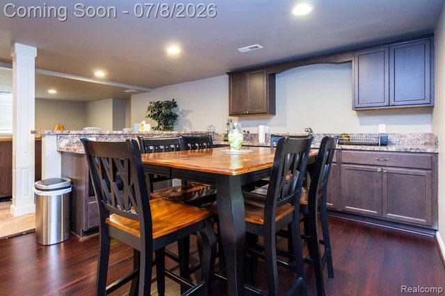 51103 Upland View Street, Canton, MI 48188