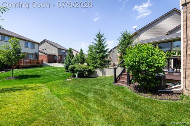 51103 Upland View Street, Canton, MI 48188
