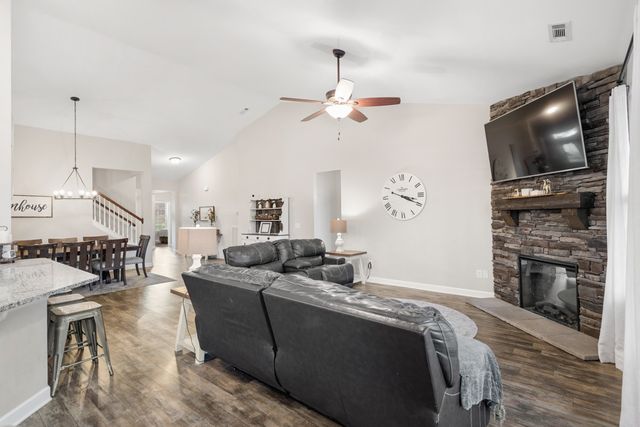 1509 Tara Ct, Lebanon, TN 37087