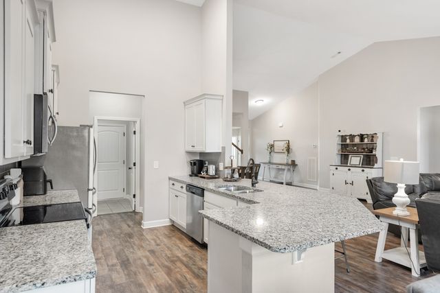 1509 Tara Ct, Lebanon, TN 37087