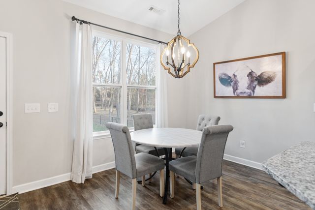 1509 Tara Ct, Lebanon, TN 37087