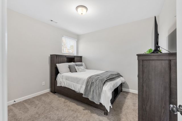 1509 Tara Ct, Lebanon, TN 37087