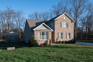 1509 Tara Ct, Lebanon, TN 37087