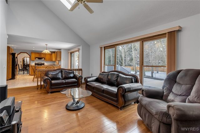 141 Shellridge Drive, Amherst, NY 14051