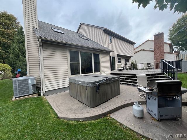 141 Shellridge Drive, Amherst, NY 14051