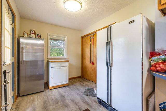 1431 Pin Oak Drive, Akron, OH 44312