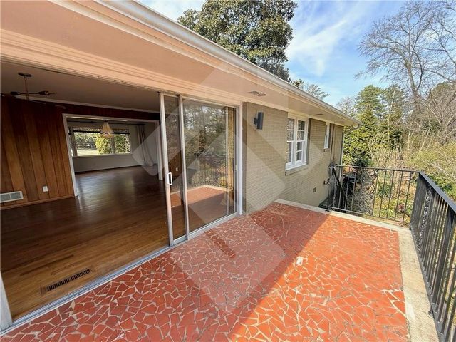 140 Spring Drive, Roswell, GA 30075