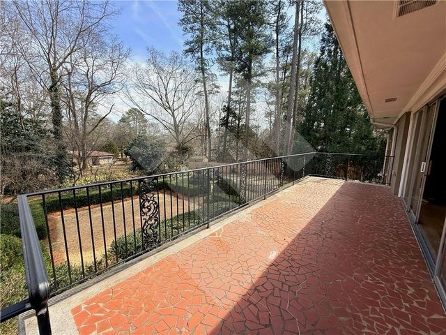 140 Spring Drive, Roswell, GA 30075