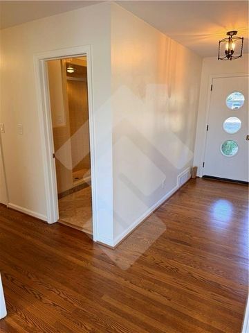 140 Spring Drive, Roswell, GA 30075