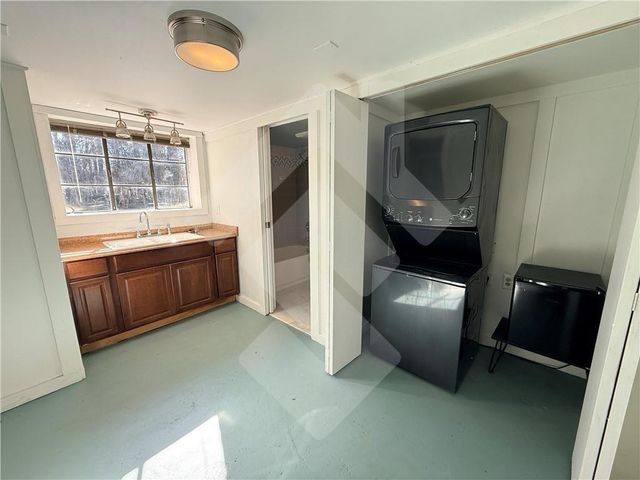 140 Spring Drive, Roswell, GA 30075